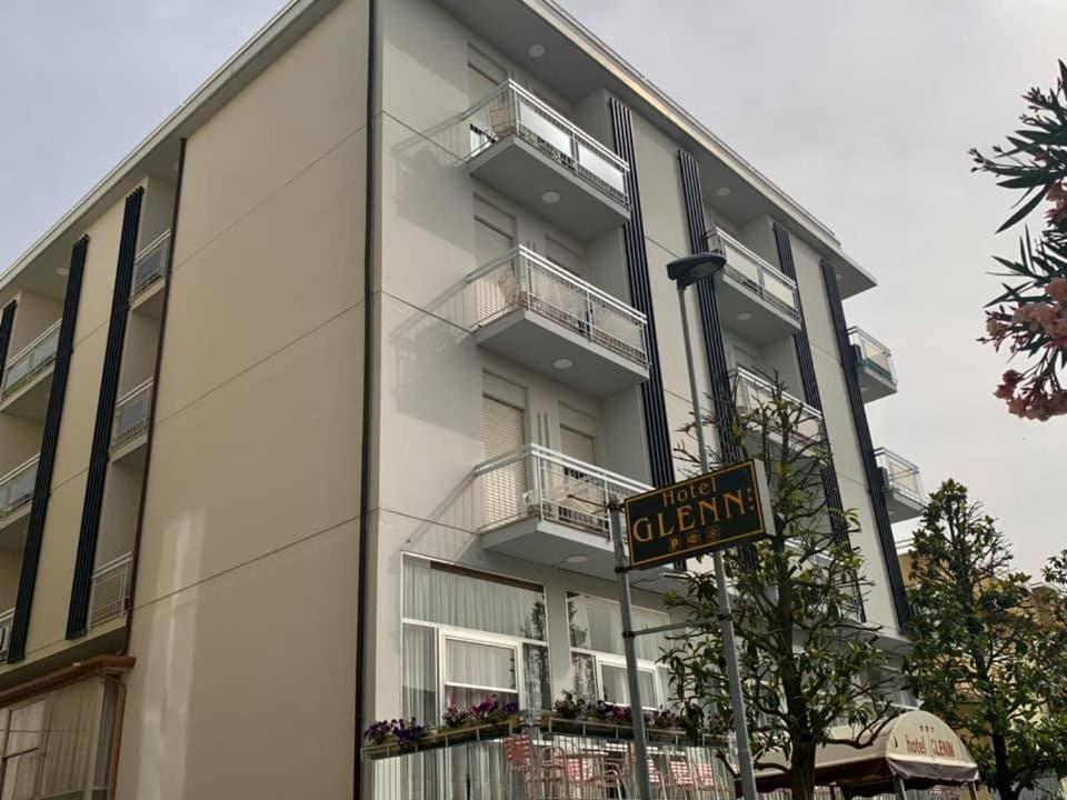 Hotel Glenn Rímini Exterior foto