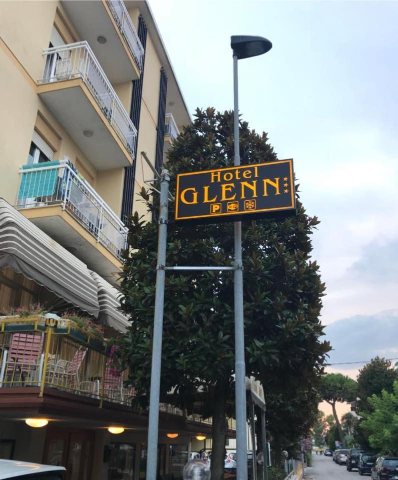 Hotel Glenn Rímini Exterior foto